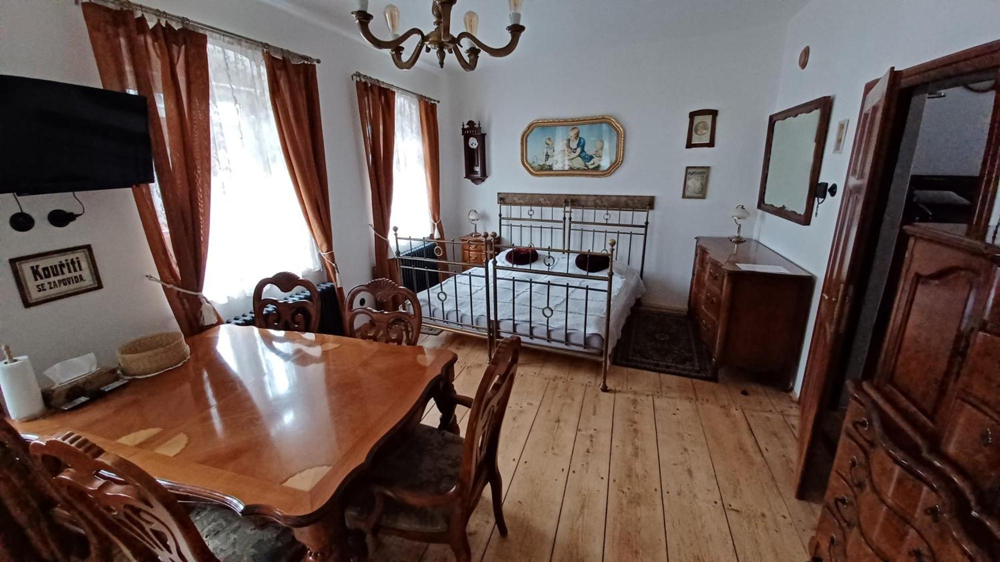 Zlata Leta - Apartmanovy Dum Jáchymov Eksteriør billede